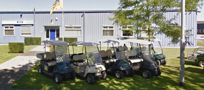 Rent Gators, golf carts & off-road 4x4s with ease at golfcart-rent.com